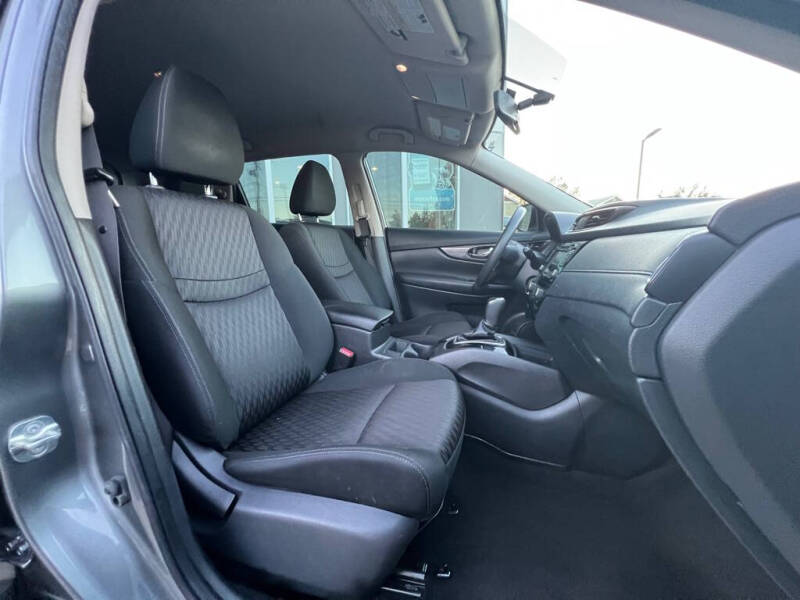 2018 Nissan Rogue S