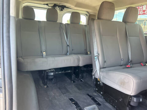 2016 Nissan NV 3500 HD S
