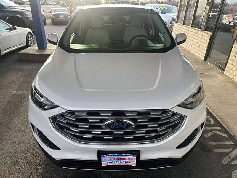 2021 Ford Edge Titanium