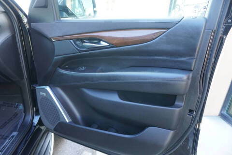 2020 Cadillac Escalade ESV Luxury