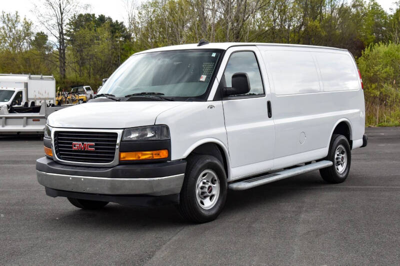2024 GMC Savana 2500