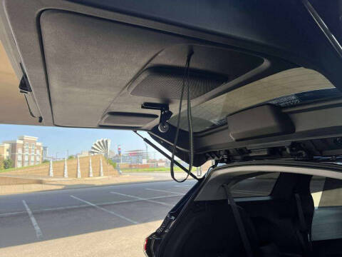 2025 Toyota Sienna LE 8-Passenger