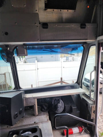 2016 Freightliner MT55 Chassis