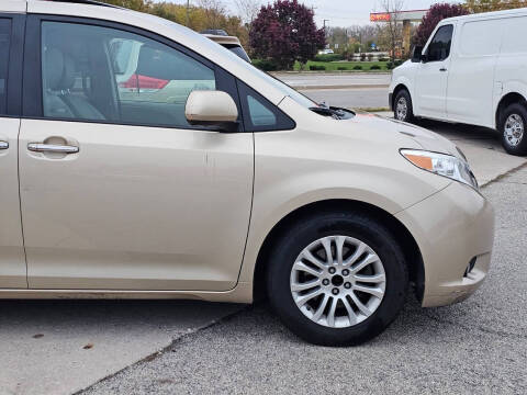 2011 Toyota Sienna XLE 8-Passenger