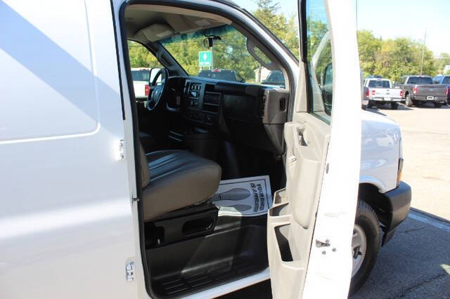 2020 Chevrolet Express 2500