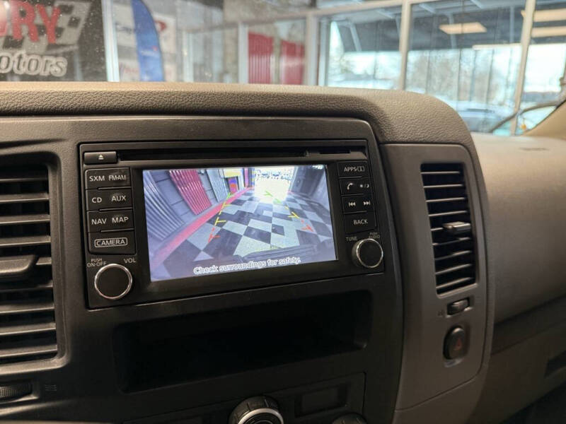 2016 Nissan NV 3500 HD SL