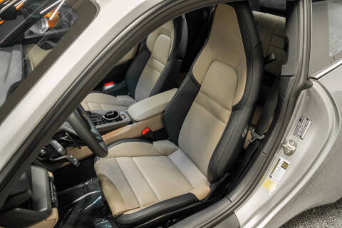 2025 Porsche 911 Carrera