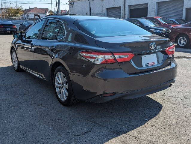 2018 Toyota Camry LE