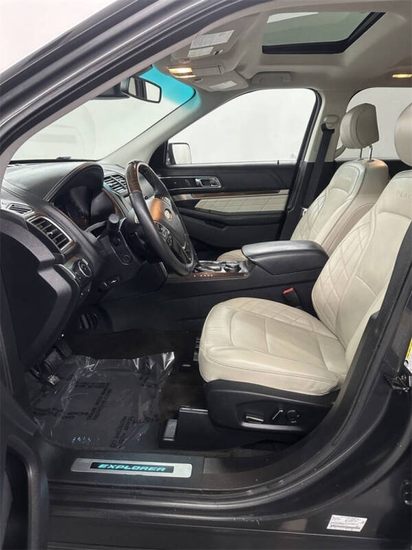 2016 Ford Explorer Platinum