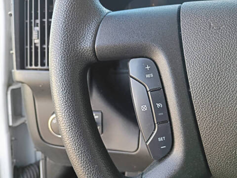 2022 Chevrolet Express 2500