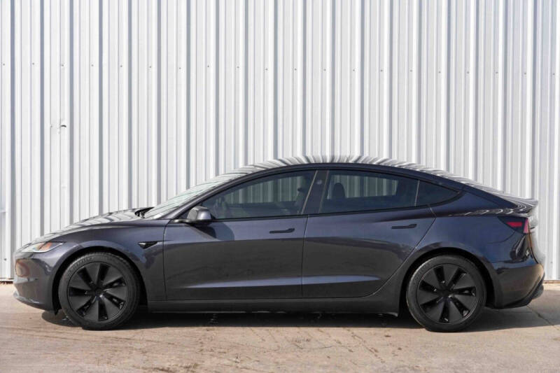 2025 Tesla Model 3 Long Range