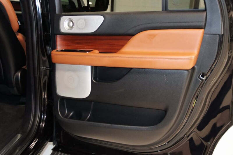 2020 Lincoln Navigator L Reserve