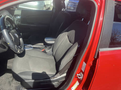 2013 Dodge Avenger SE