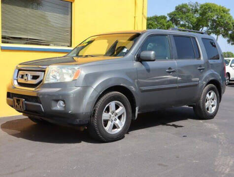 2009 Honda Pilot for sale at Bond Auto Sales in Saint Petersburg FL