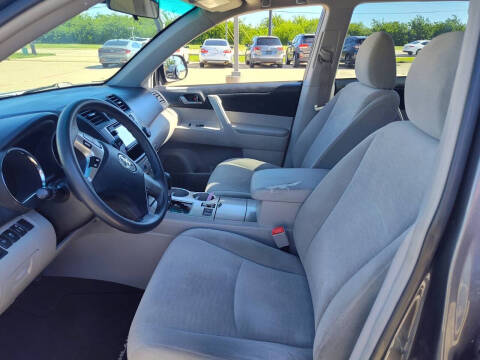 2013 Toyota Highlander Plus