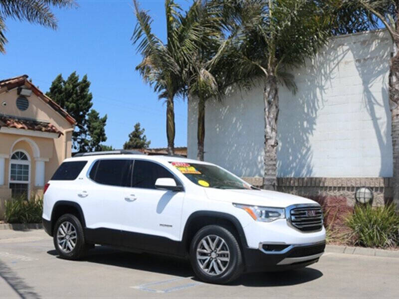 2017 GMC Acadia SLE-2