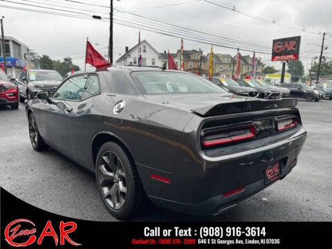 2018 Dodge Challenger SXT Plus
