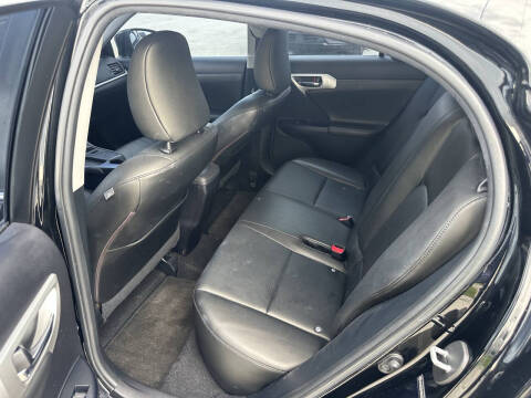 2011 Lexus CT 200h Premium