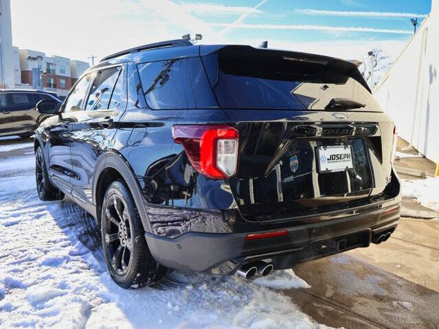 2021 Ford Explorer ST