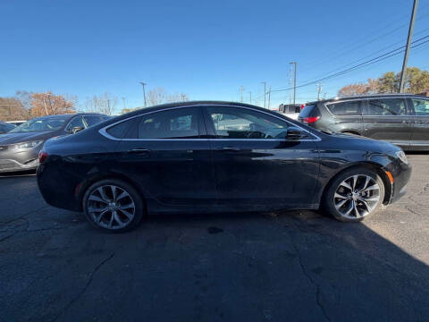 2016 Chrysler 200 C