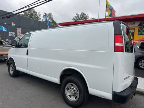 2020 Chevrolet Express 2500