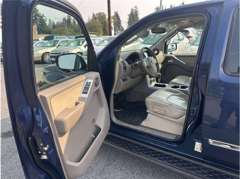 2011 Nissan Pathfinder Silver Edition