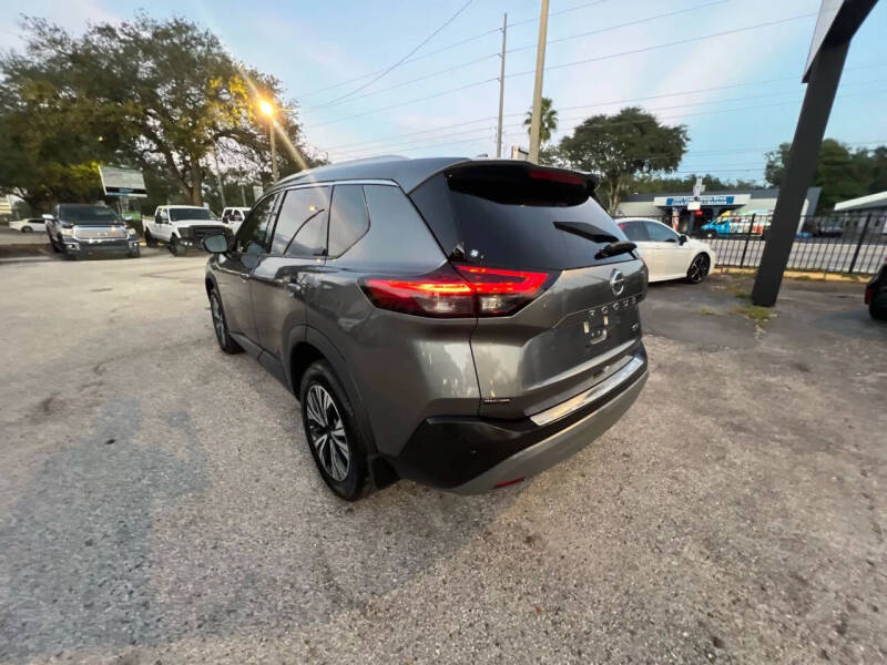 2021 Nissan Rogue SV