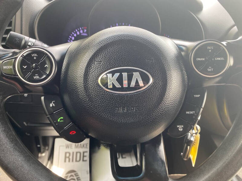 2016 Kia Soul +