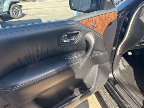 2017 Nissan Armada Platinum