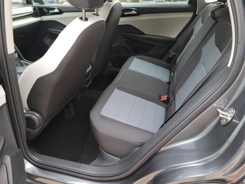 2025 Volkswagen Taos S