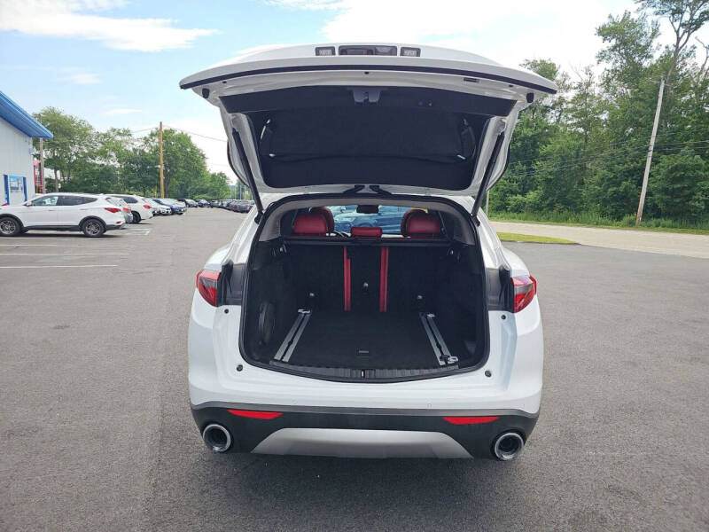 2018 Alfa Romeo Stelvio Ti