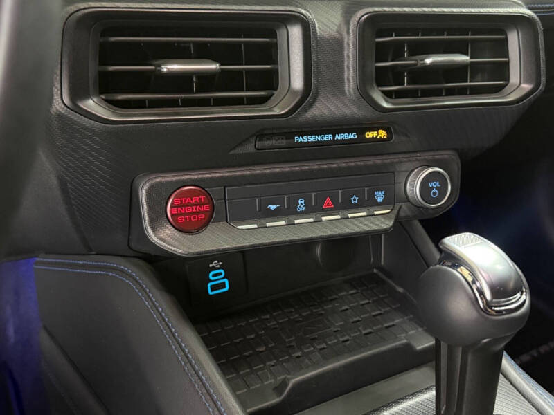 2024 Ford Mustang Dark Horse