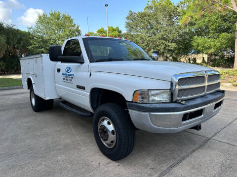 2002 Dodge Ram 3500 for sale at Global Auto Exchange in Longwood FL