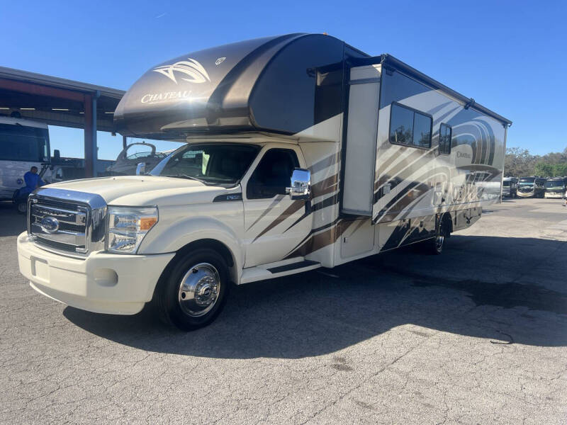 2014 Thor Motor Coach Chateau for sale at Florida Coach Trader, Inc. in Tampa FL