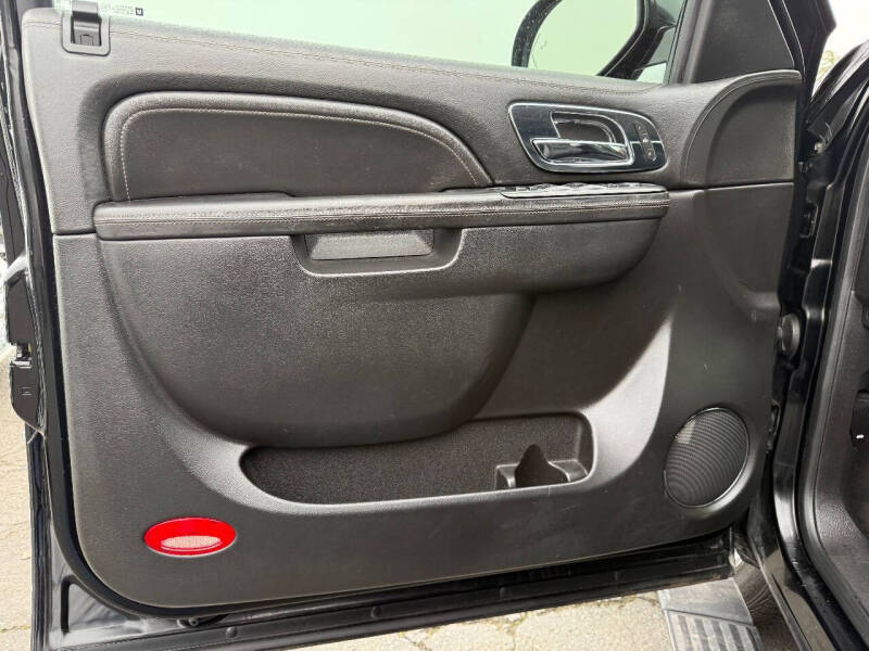 2014 Cadillac Escalade Platinum