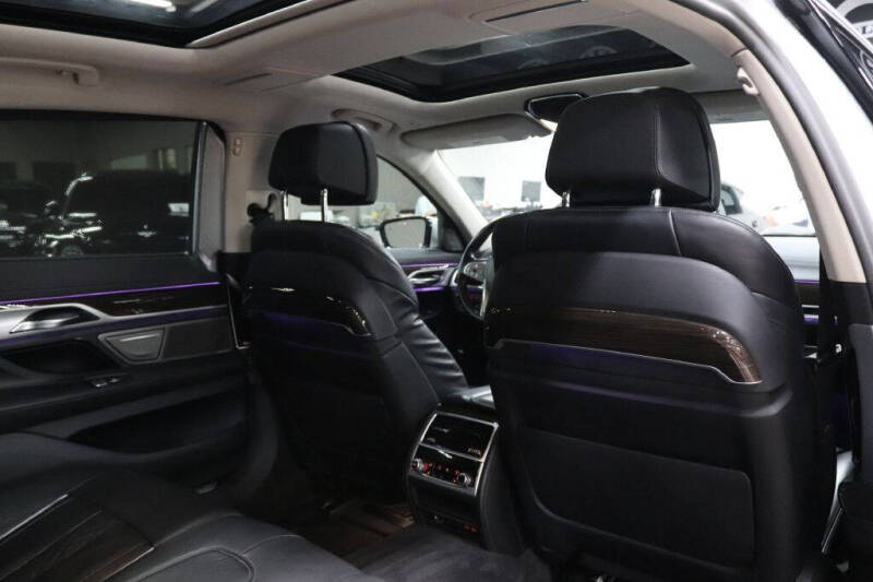 2020 BMW 7 Series 740i