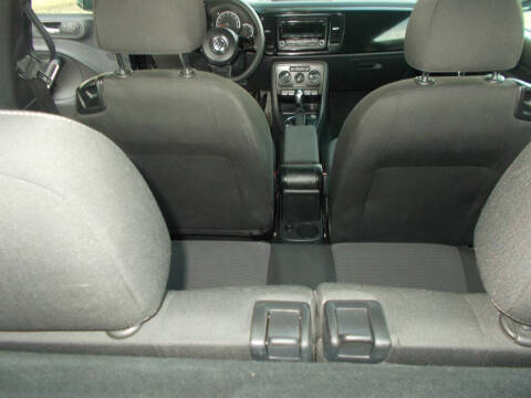 2014 Volkswagen Beetle 2.5L Entry PZEV