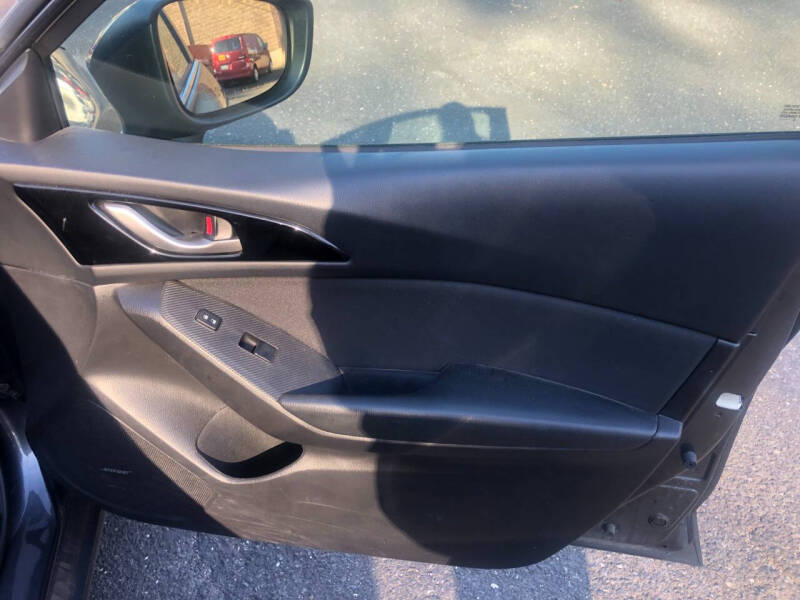 2016 Mazda MAZDA3 i Touring