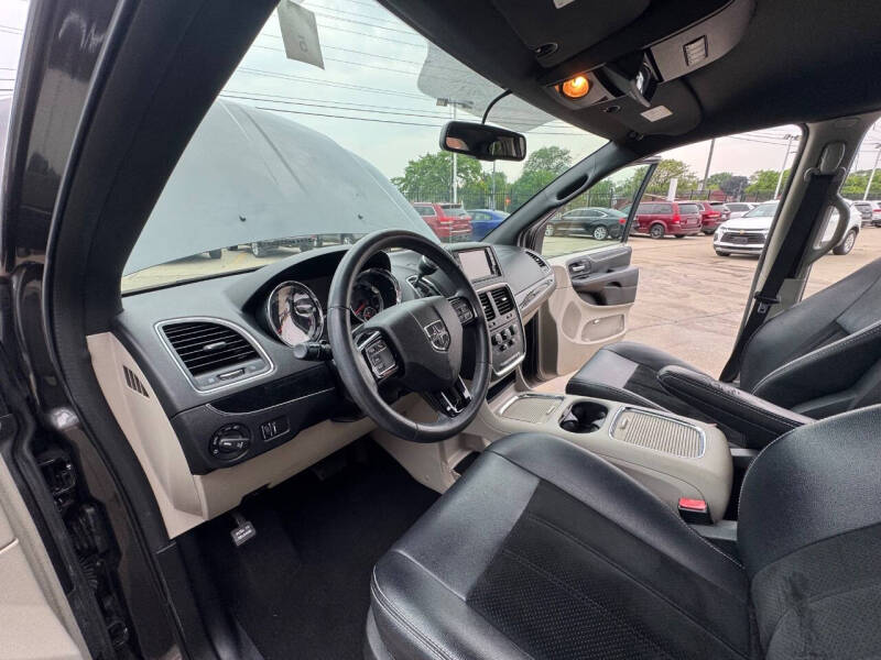 2017 Dodge Grand Caravan SXT