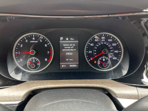 2022 Kia K5 EX