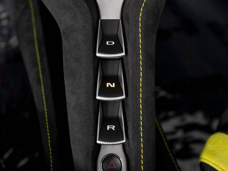 2024 McLaren 750S Spider