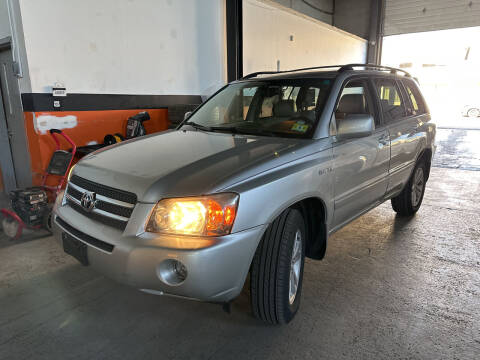 2006 Toyota Highlander Hybrid for sale at JerseyMotorsInc.com in Hasbrouck Heights NJ