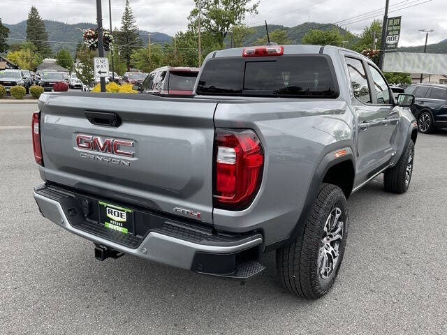2025 GMC Canyon AT4