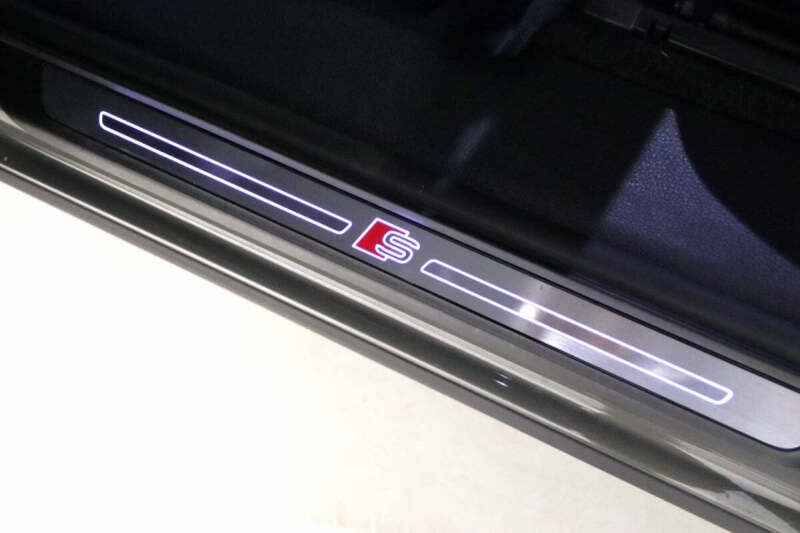 2021 Audi Q3 quattro S line Prem Plus 45 TFSI