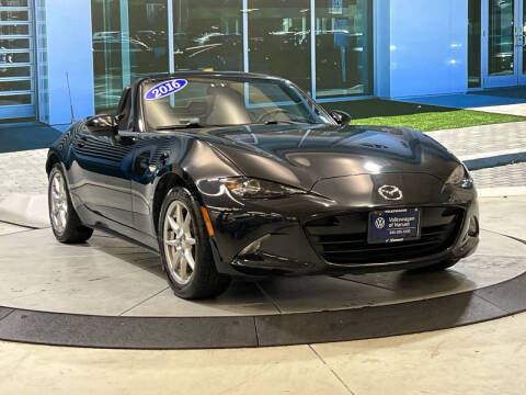 2016 Mazda MX-5 Miata Sport