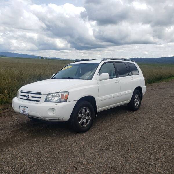 2006 Toyota Highlander for sale at M AND S CAR SALES LLC in Independence OR
