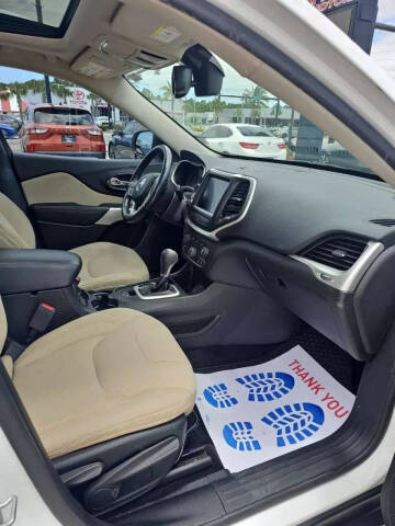 2017 Jeep Cherokee Latitude