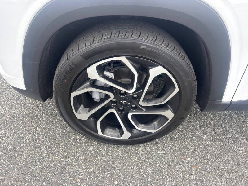 2025 Chevrolet Trax RS