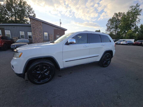 2011 Jeep Grand Cherokee for sale at CHILI MOTORS in Mayfield KY