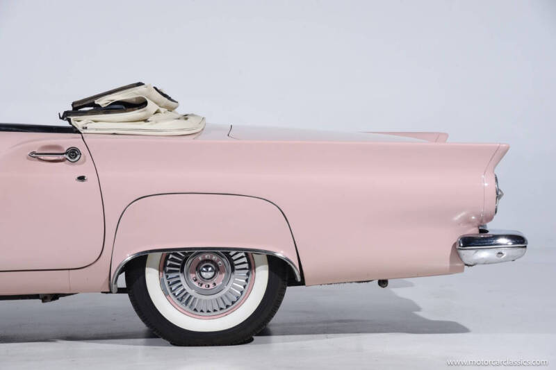 1957 Ford Thunderbird